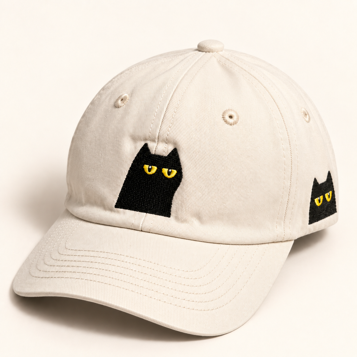 The Louis Hat — White, 01 · Front