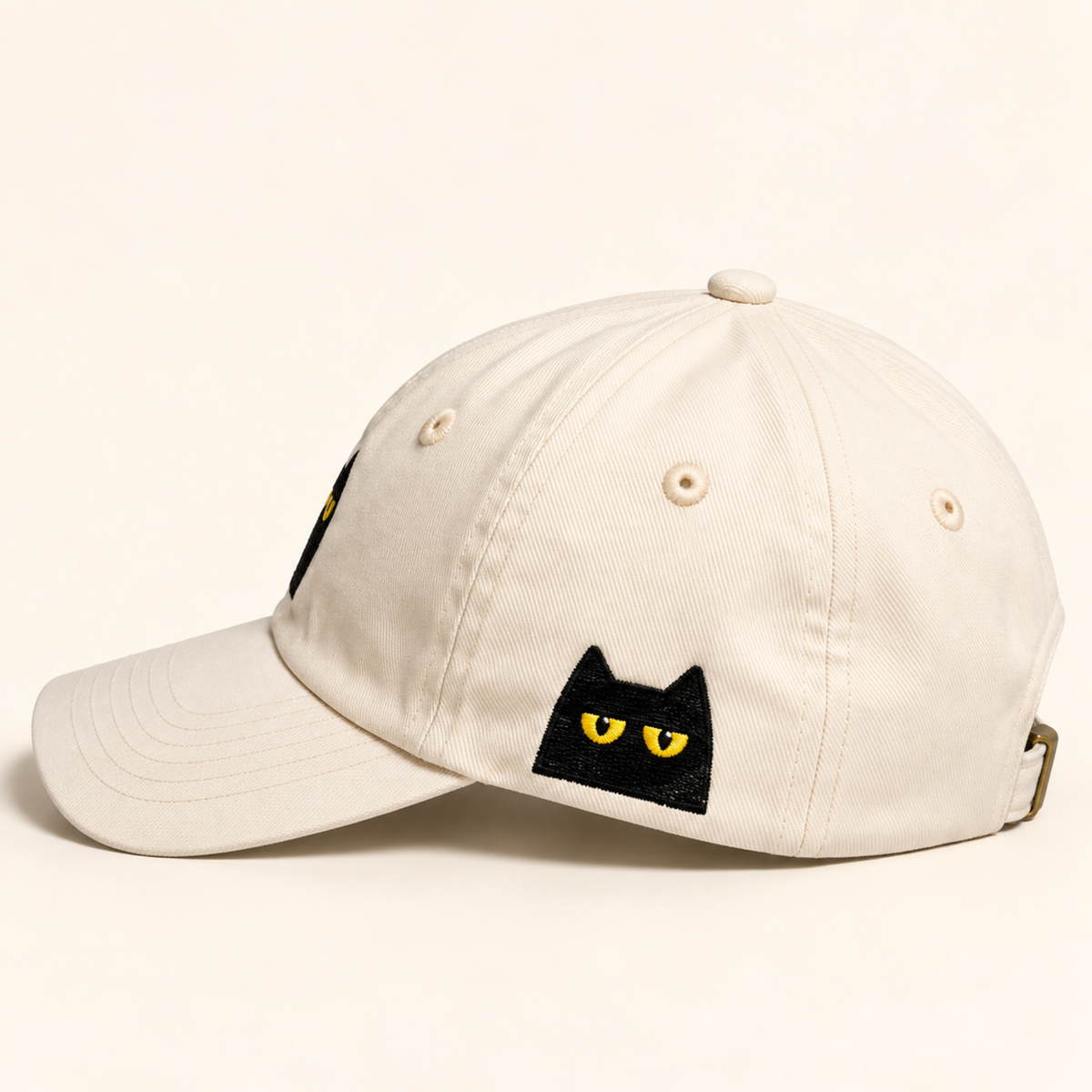 The Louis Hat — White, 02 · Side logo